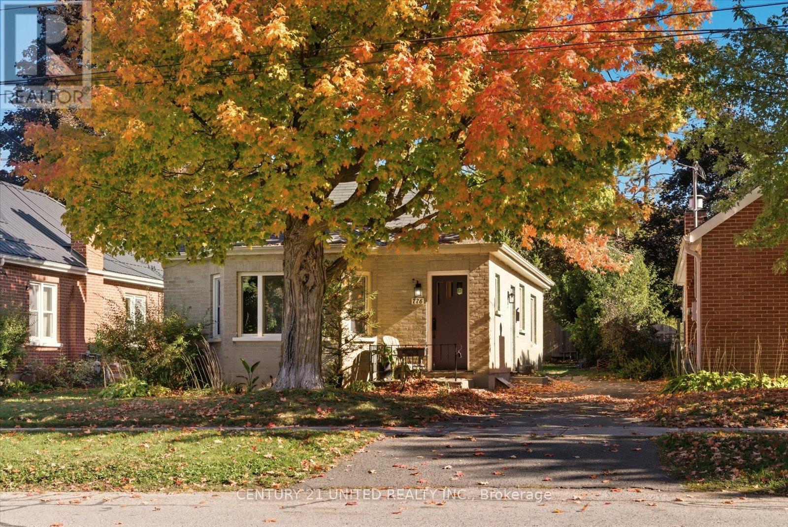 776 Bethune Street, Peterborough (Northcrest Ward 5), Ontario  K9H 4A6 - Photo 3 - X12502906