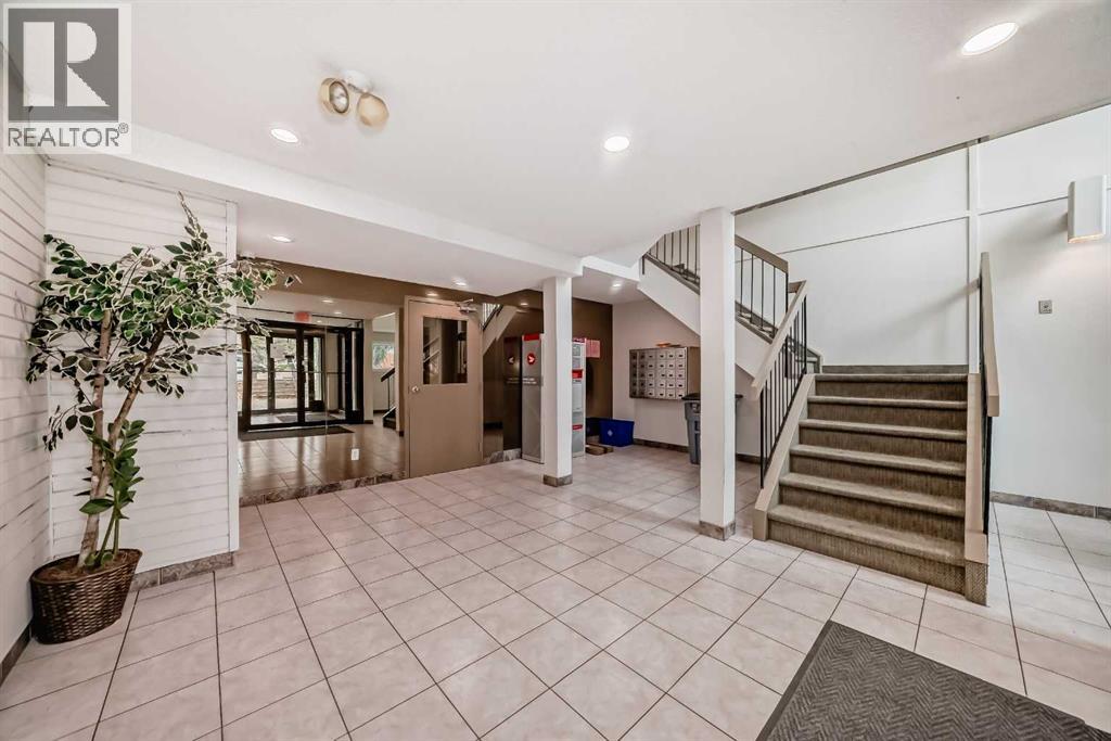 1210, 60 Glamis Drive Sw, Calgary, Alberta  T3E 6T5 - Photo 8 - A2260348