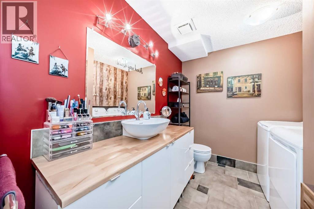 1210, 60 Glamis Drive Sw, Calgary, Alberta  T3E 6T5 - Photo 32 - A2260348