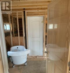 1703 Matawatchan Road N, Greater Madawaska, Ontario  K0J 2R0 - Photo 6 - X12209776