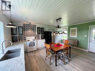 2382 Matawatchan Road, Greater Madawaska, Ontario  K0J 2R0 - Photo 18 - X12209777