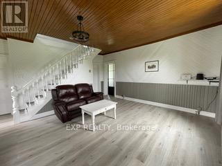 2382 Matawatchan Road, Greater Madawaska, Ontario  K0J 2R0 - Photo 24 - X12209777
