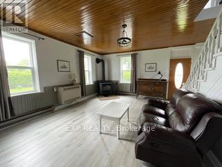 2382 Matawatchan Road, Greater Madawaska, Ontario  K0J 2R0 - Photo 25 - X12209777