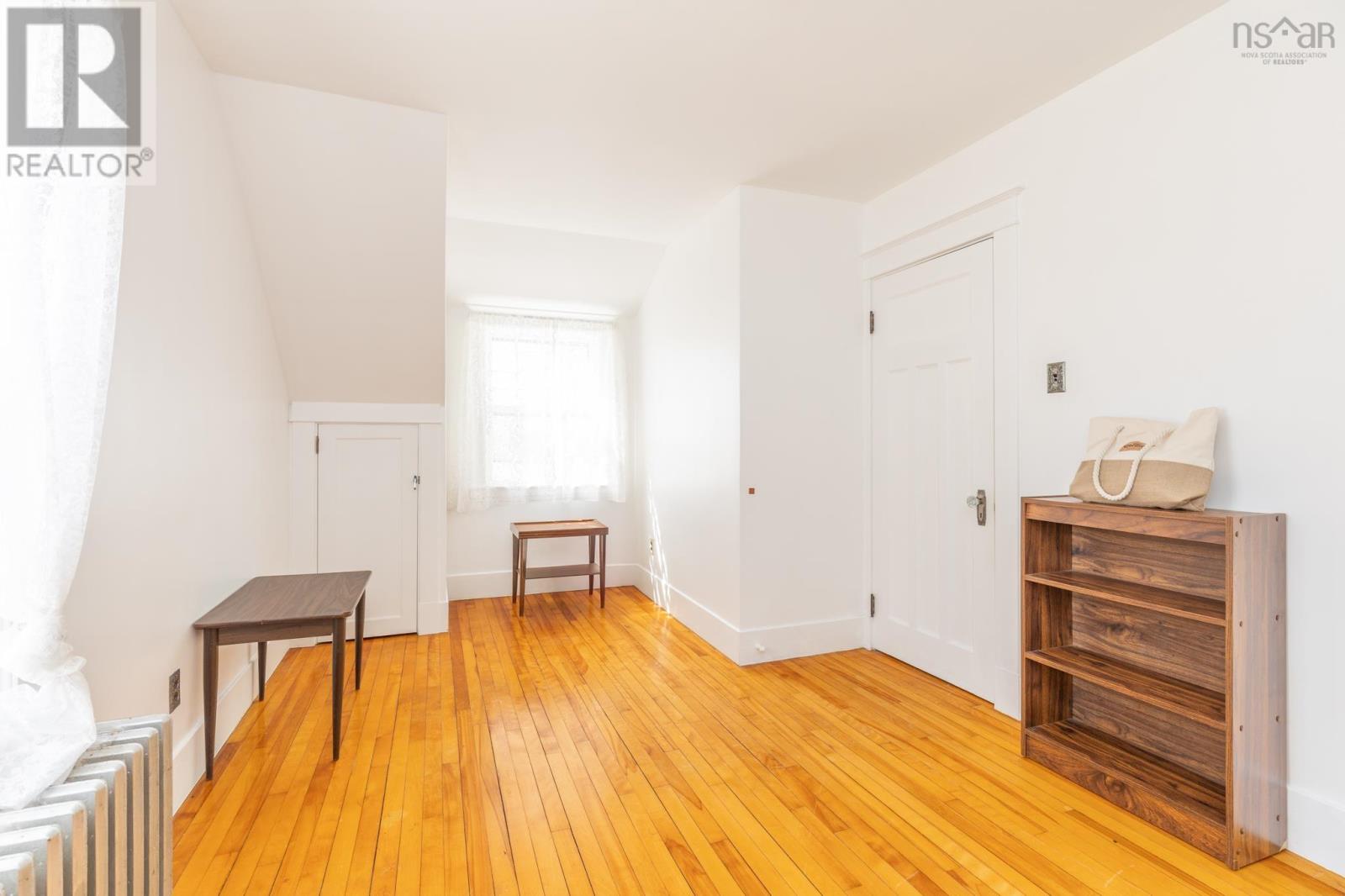 91 Cliff Street, Yarmouth, Nova Scotia  B5A 3J7 - Photo 16 - 202527103