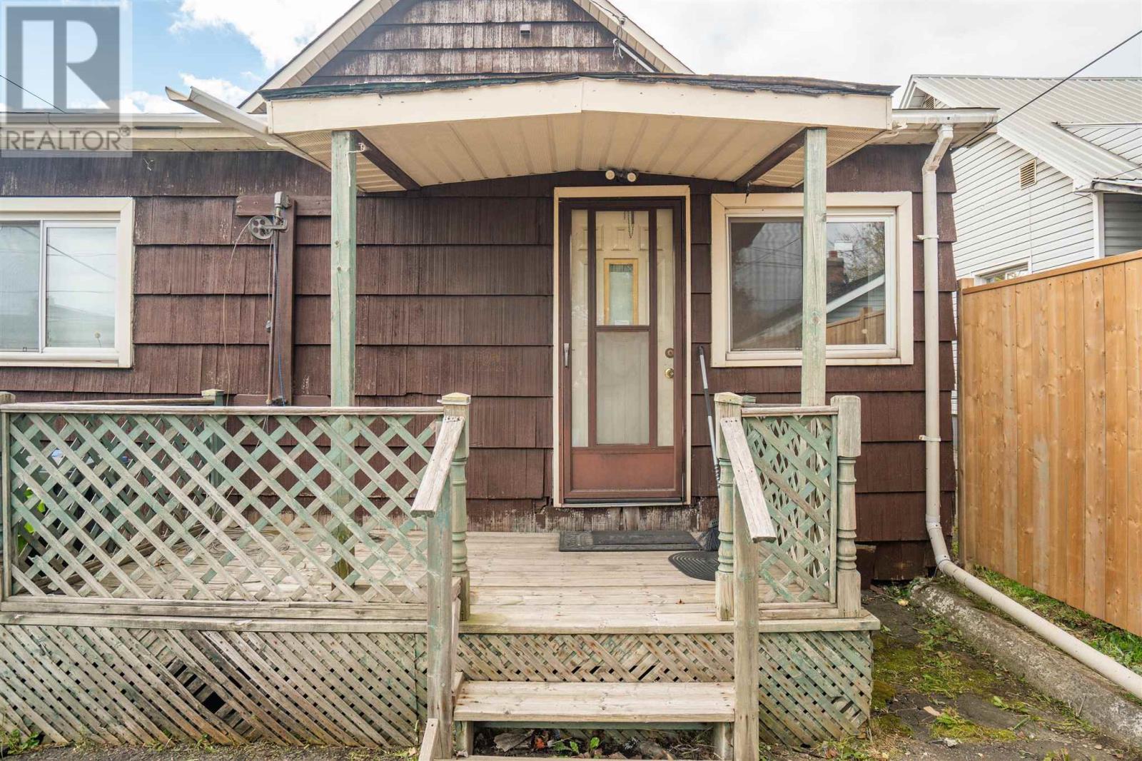 282 Sixth Ave, Sault Ste. Marie, Ontario  P6C 4K8 - Photo 6 - SM253162