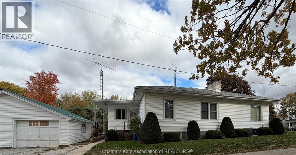 333 Talbot Street West, Blenheim, Ontario N0P 1A0 - Photo 2 - 25027254