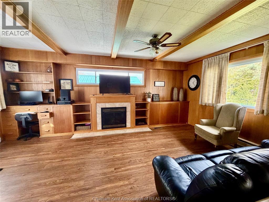 333 Talbot Street West, Blenheim, Ontario N0P 1A0 - Photo 3 - 25027254