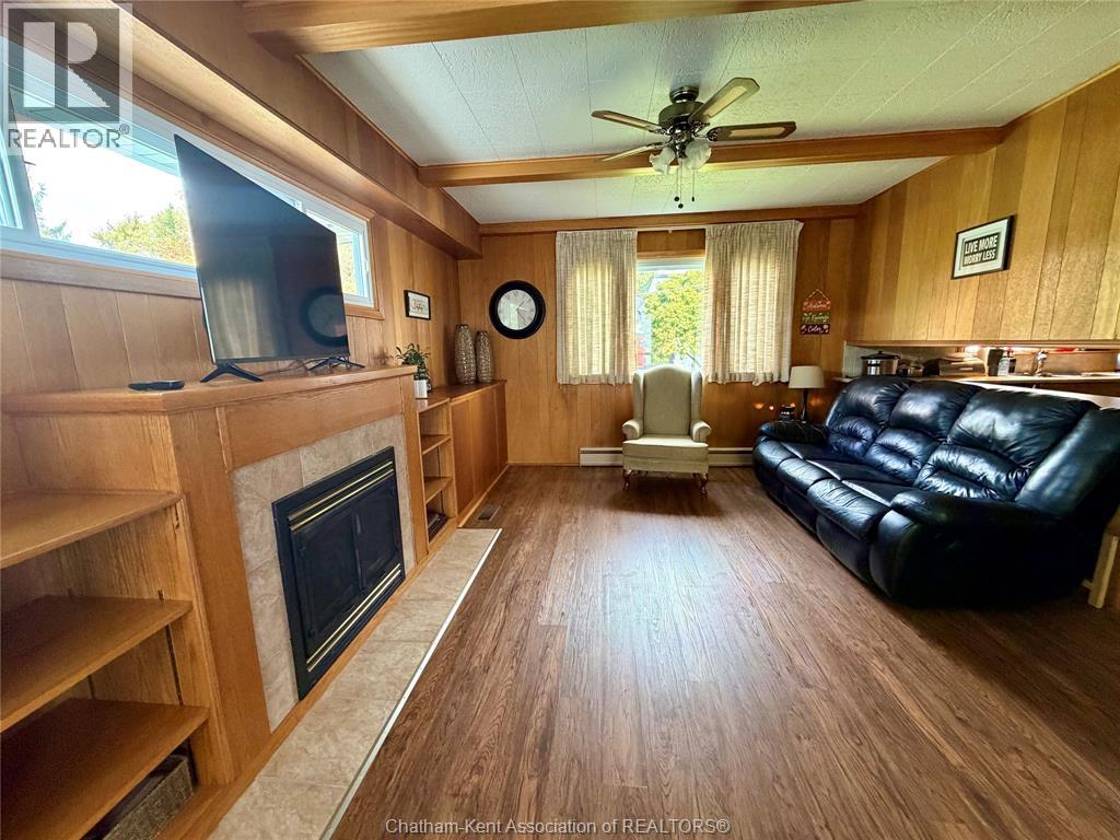 333 Talbot Street West, Blenheim, Ontario N0P 1A0 - Photo 4 - 25027254