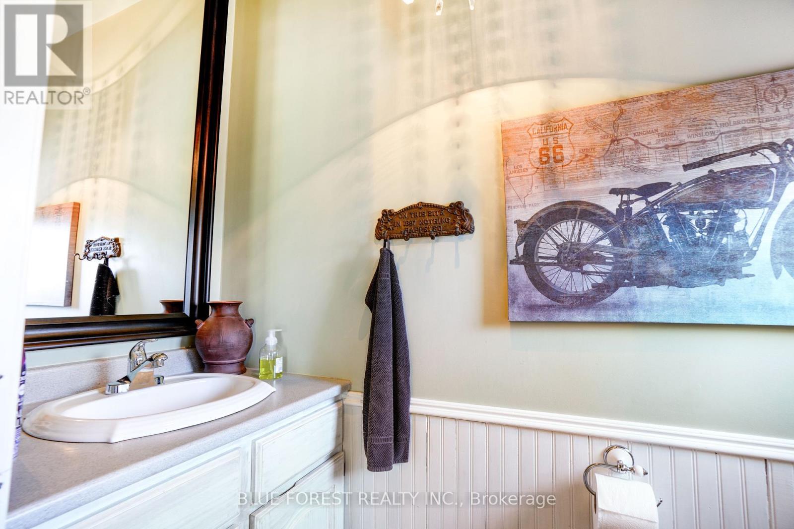 174 Mcarthur Street, Dutton/dunwich, Ontario  N0L 1J0 - Photo 24 - X12502918