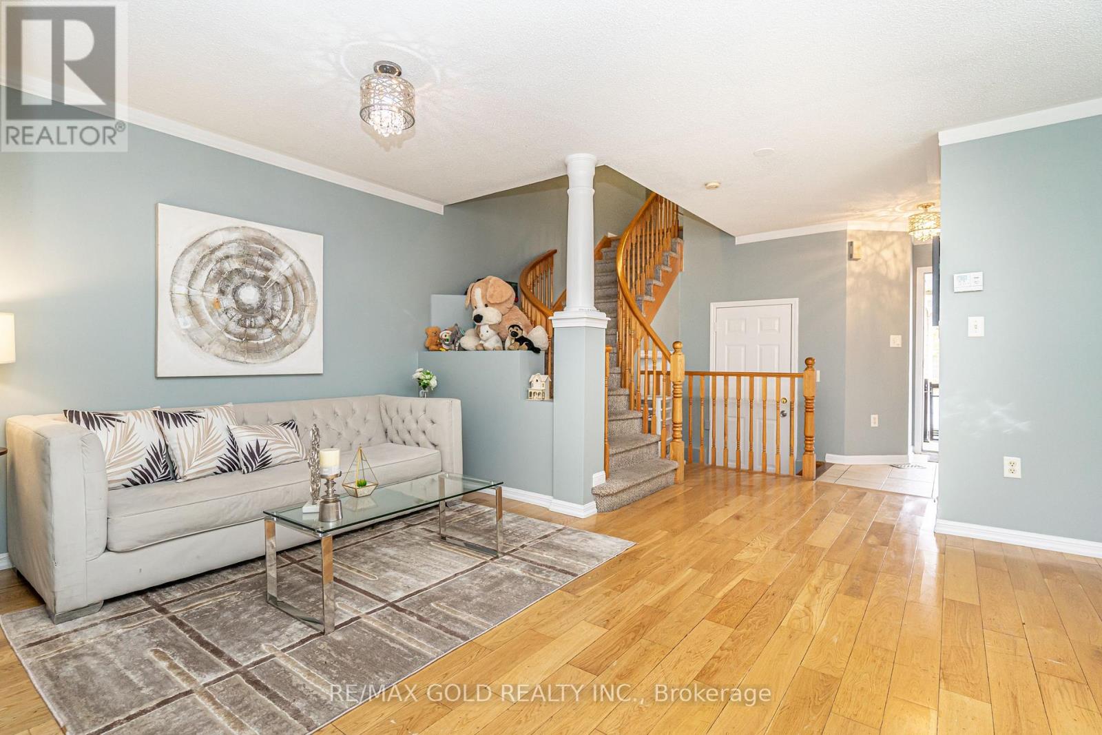 34 Jingle Crescent, Brampton, Ontario  L6S 0B2 - Photo 8 - W12495948