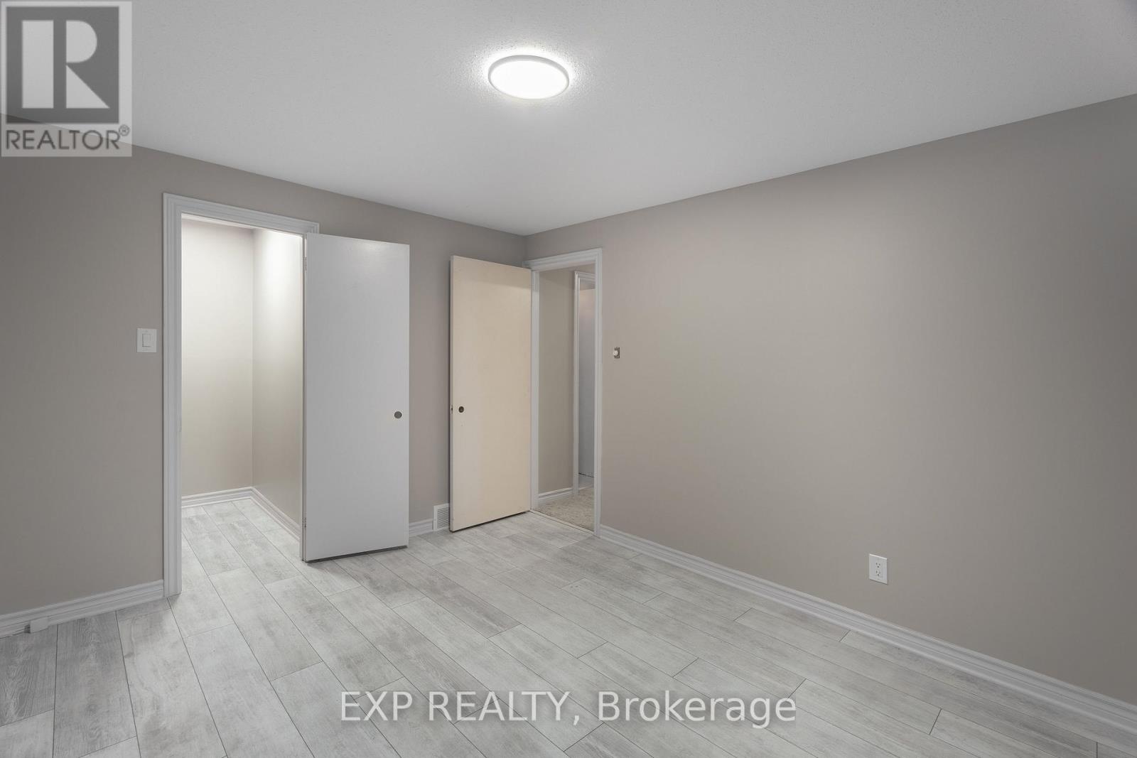 109 Woodfield Drive, Ottawa, Ontario  K2G 0A1 - Photo 22 - X12503002