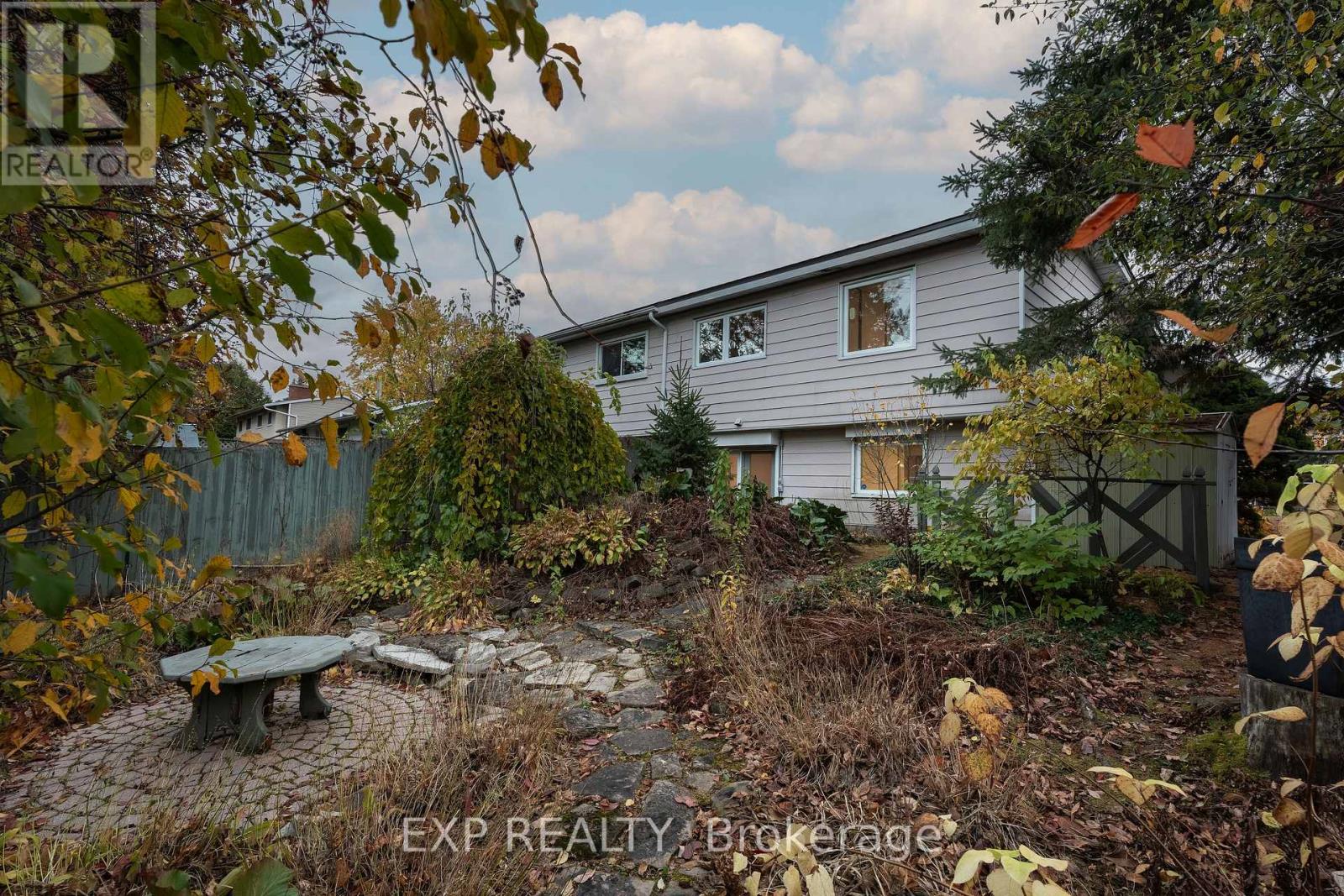 109 Woodfield Drive, Ottawa, Ontario  K2G 0A1 - Photo 27 - X12503002