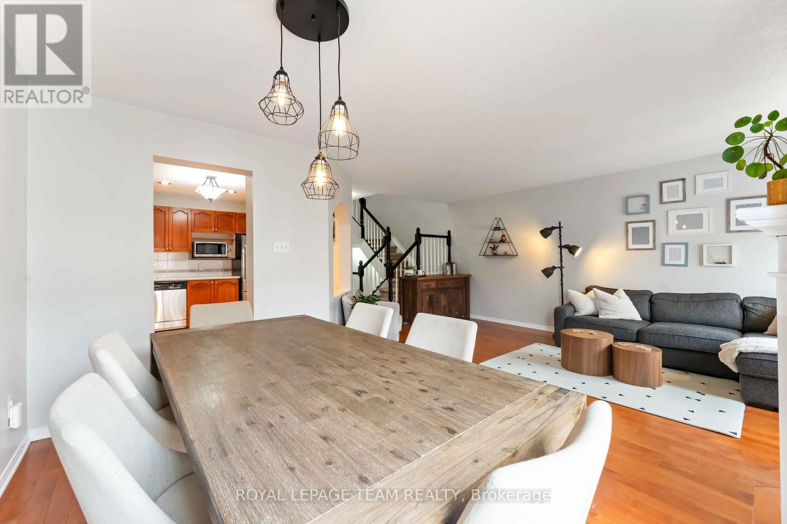 7 Fairpark Drive, Ottawa, Ontario  K2G 6X1 - Photo 11 - X12503032