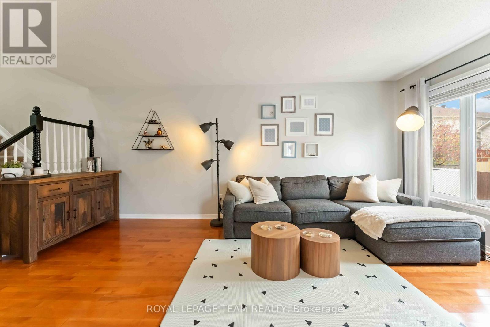 7 Fairpark Drive, Ottawa, Ontario  K2G 6X1 - Photo 8 - X12503032