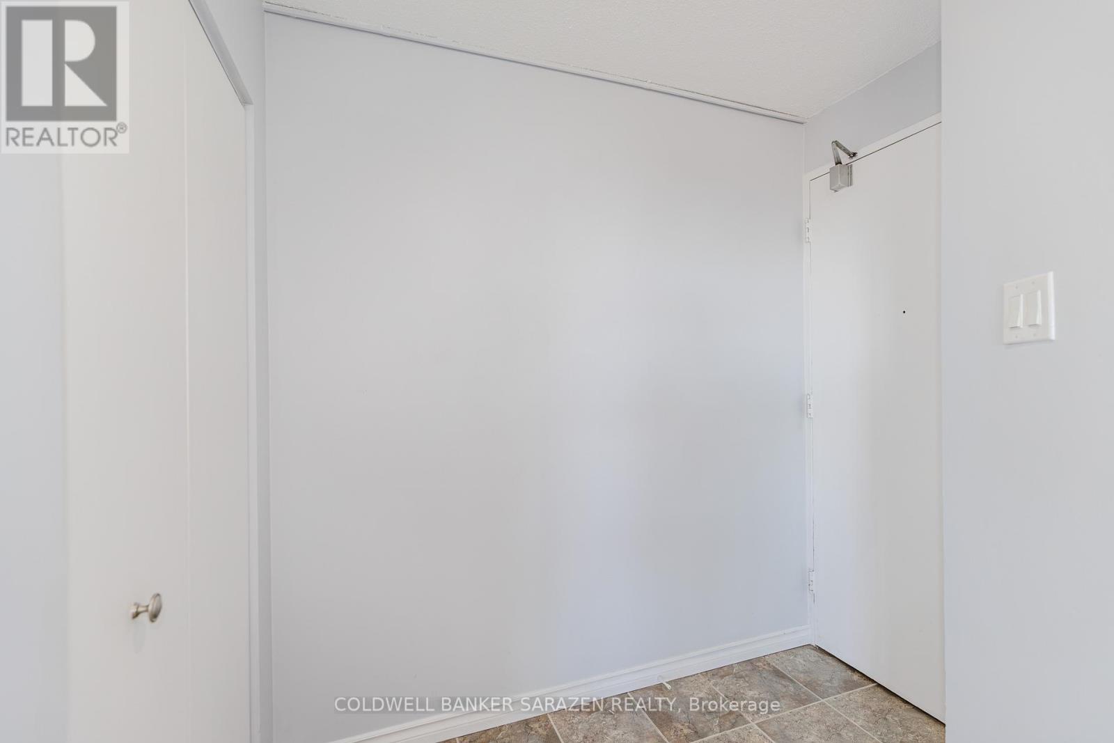 901 - 1380 Prince Of Wales Drive, Ottawa, Ontario  K2C 3N5 - Photo 5 - X12503080