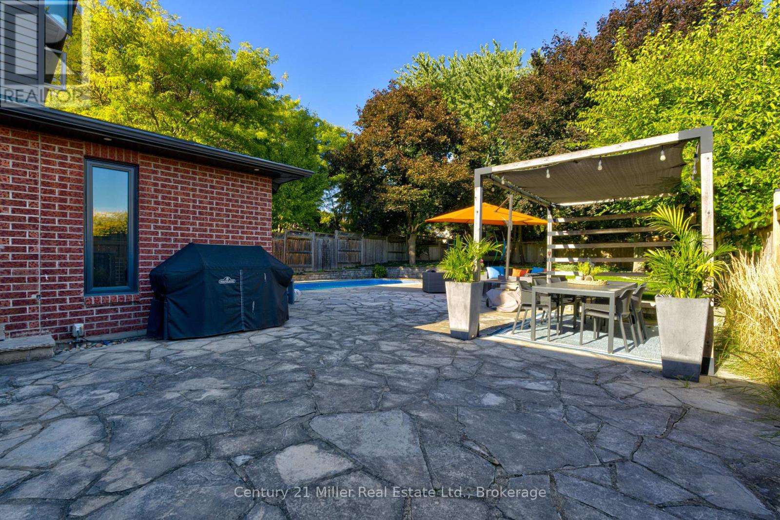 6 Mays Crescent, Hamilton, Ontario  L8B 0G4 - Photo 50 - X12502892