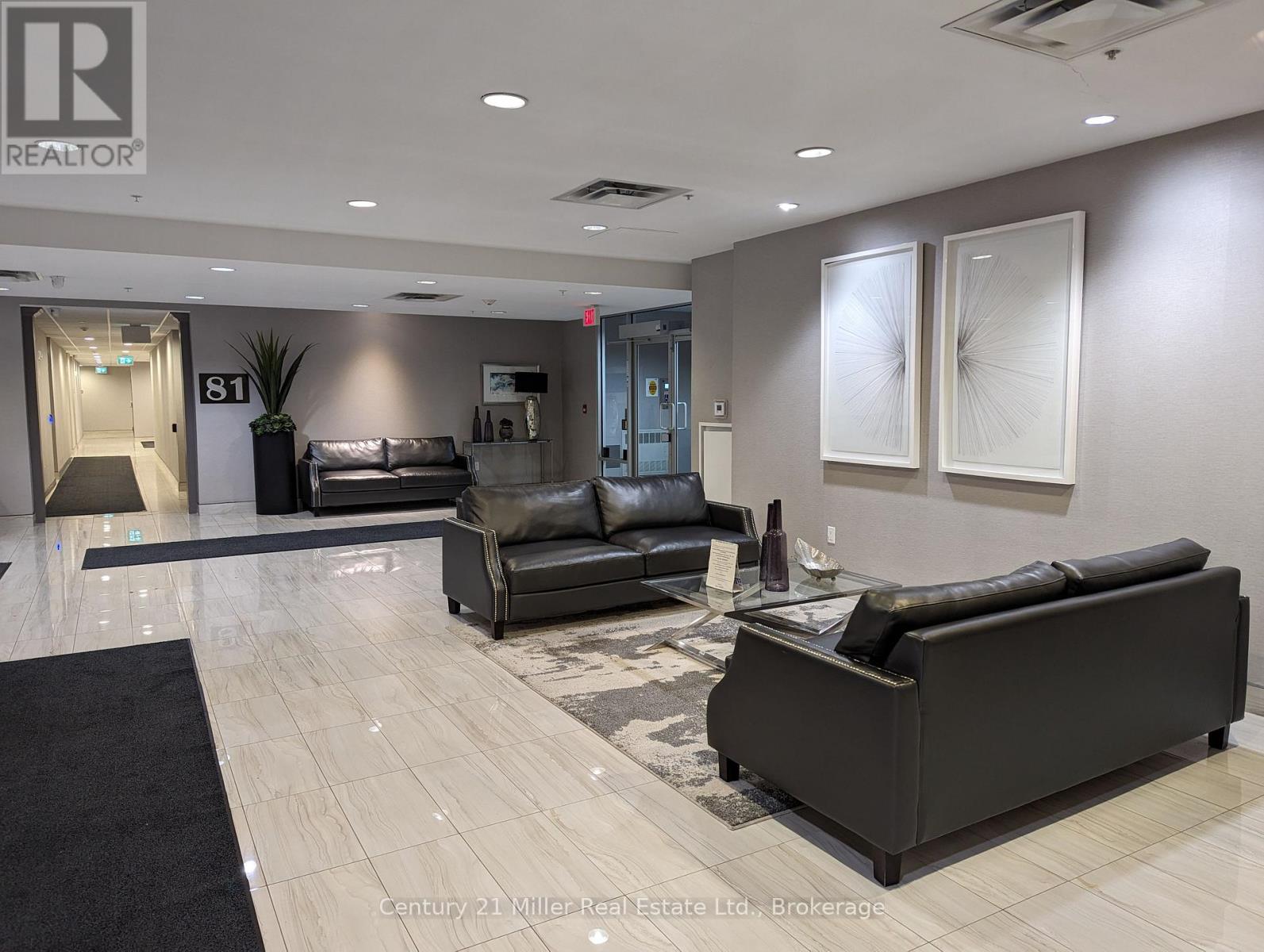 106 - 85 Robinson Street, Hamilton, Ontario  L8P 3G1 - Photo 5 - X12503046