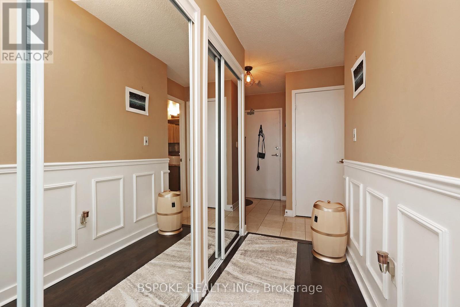 5016 - 11 Brunel Court, Toronto, Ontario  M5V 3Y3 - Photo 2 - C12502614