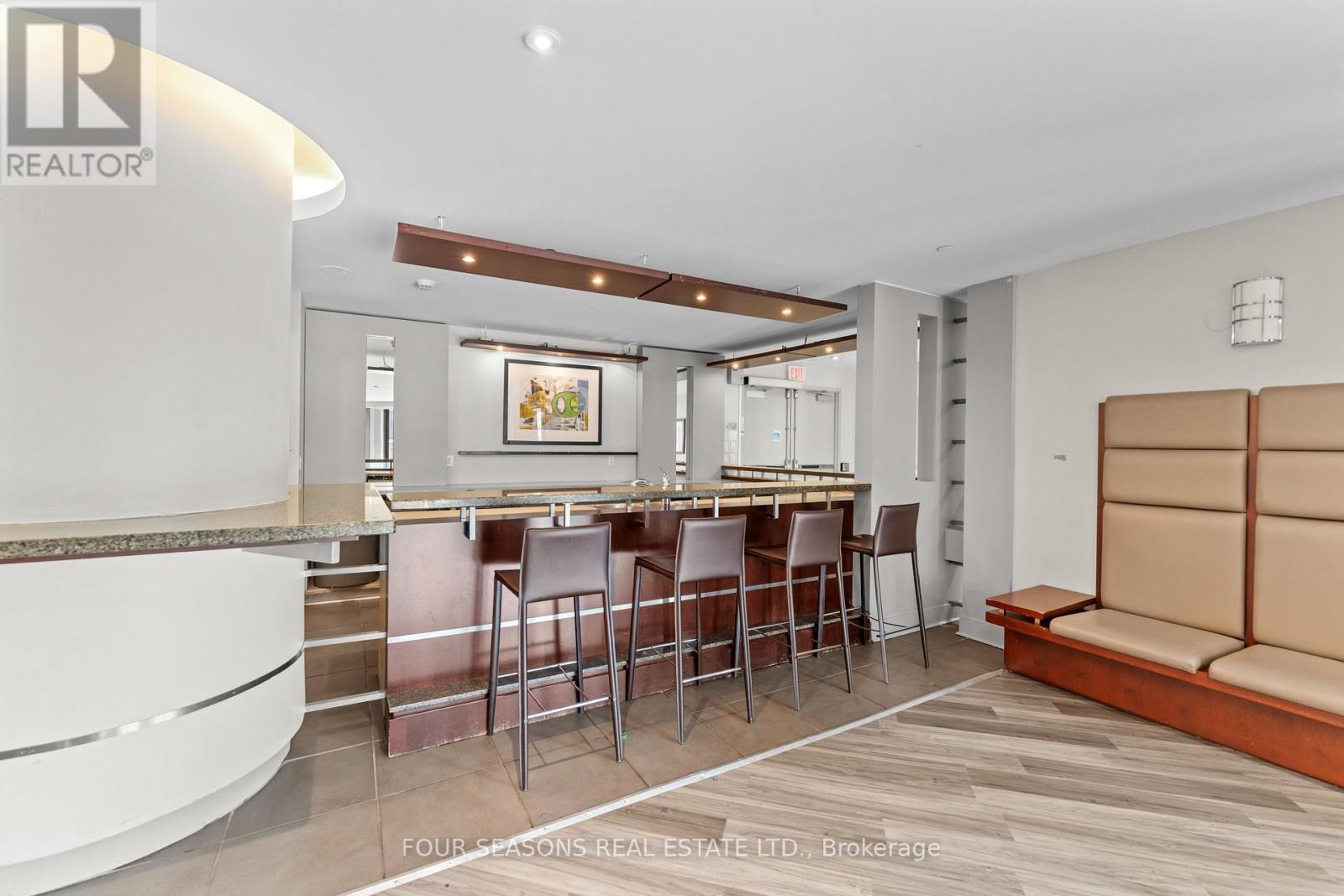 2510 - 361 Front Street W, Toronto, Ontario  M5V 3R5 - Photo 14 - C12502658