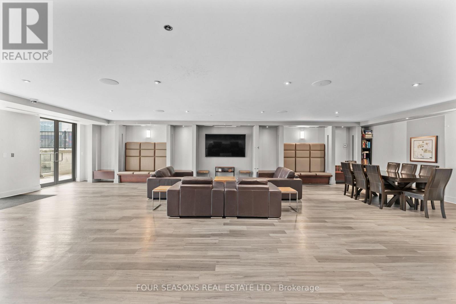 2510 - 361 Front Street W, Toronto, Ontario  M5V 3R5 - Photo 15 - C12502658