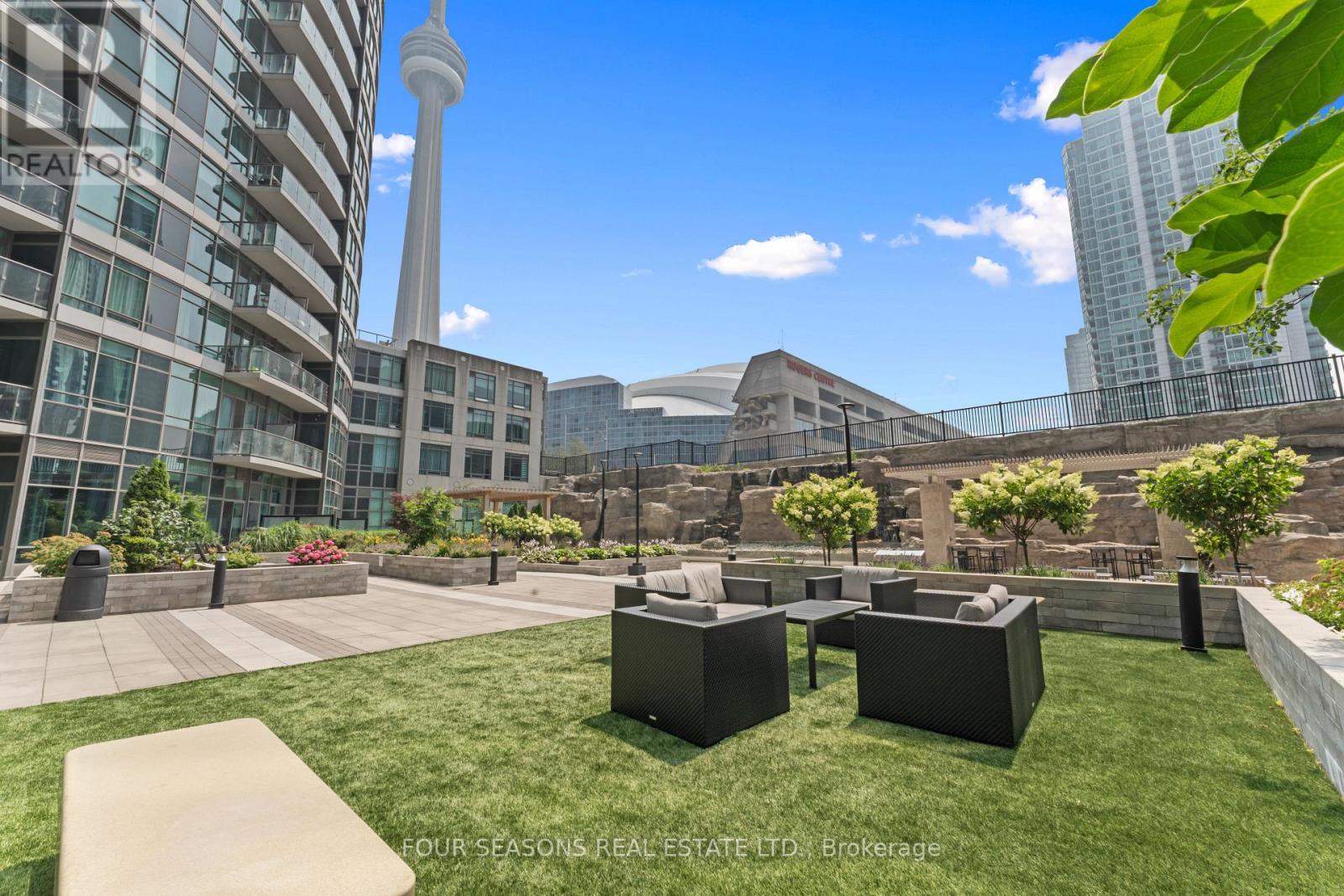 2510 - 361 Front Street W, Toronto, Ontario  M5V 3R5 - Photo 23 - C12502658