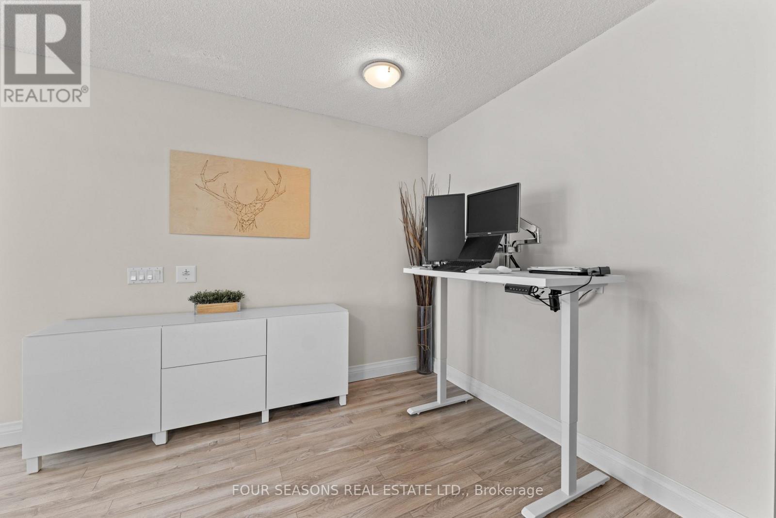 2510 - 361 Front Street W, Toronto, Ontario  M5V 3R5 - Photo 8 - C12502658