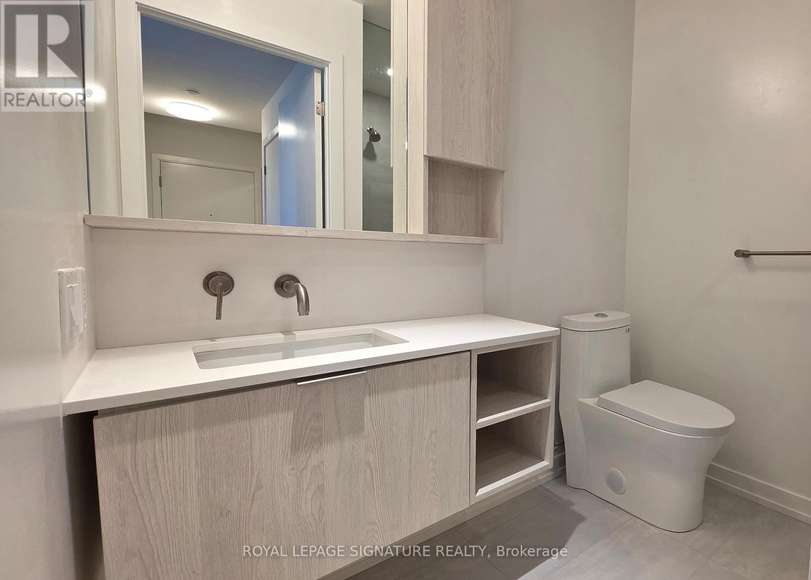 1309 - 110 Broadway Avenue, Toronto, Ontario  M4P 1V7 - Photo 3 - C12502698