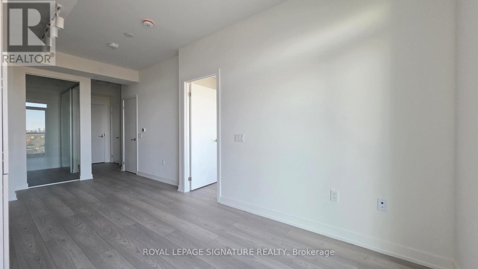 1310 - 110 Broadway Avenue, Toronto, Ontario  M4P 1V7 - Photo 11 - C12502708