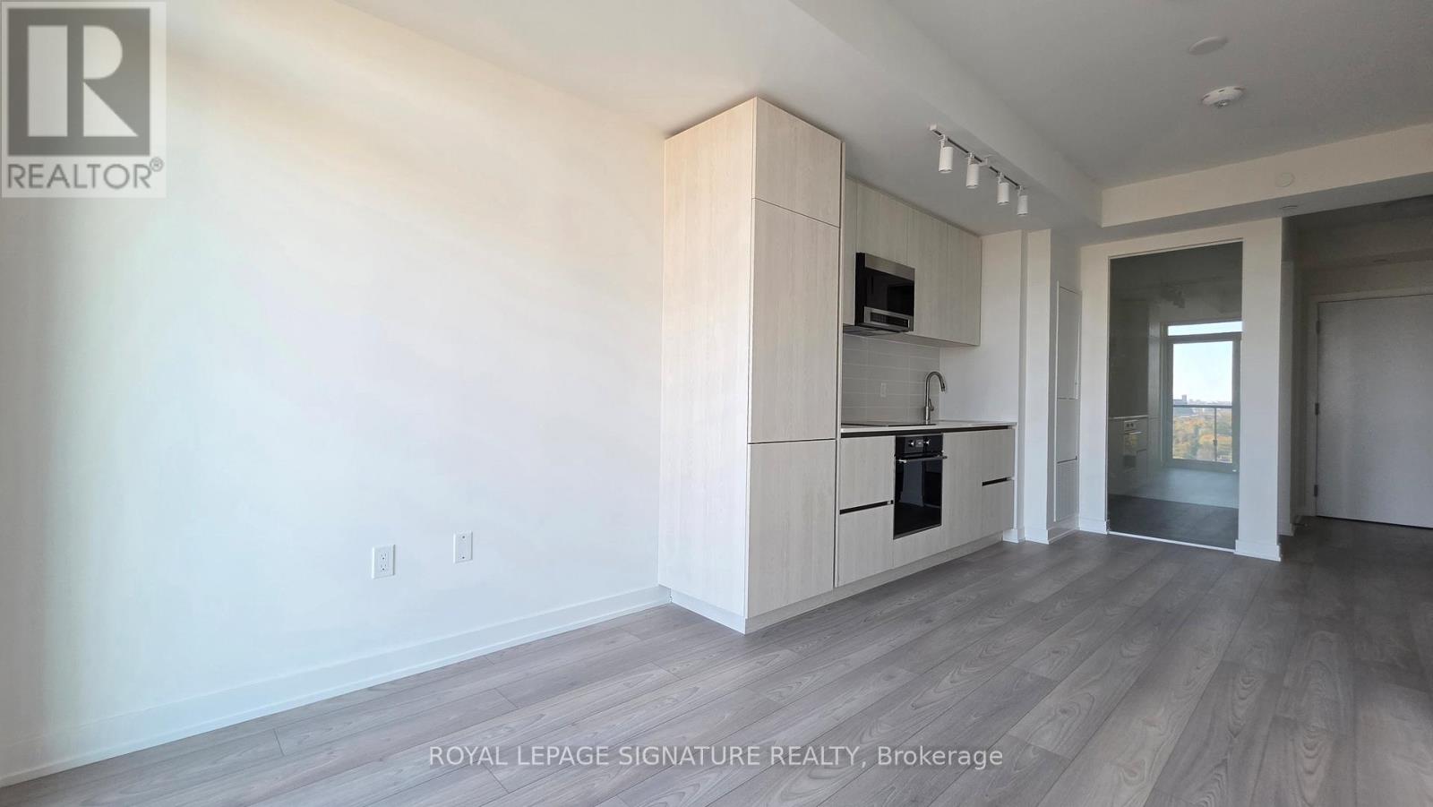 1310 - 110 Broadway Avenue, Toronto, Ontario  M4P 1V7 - Photo 7 - C12502708