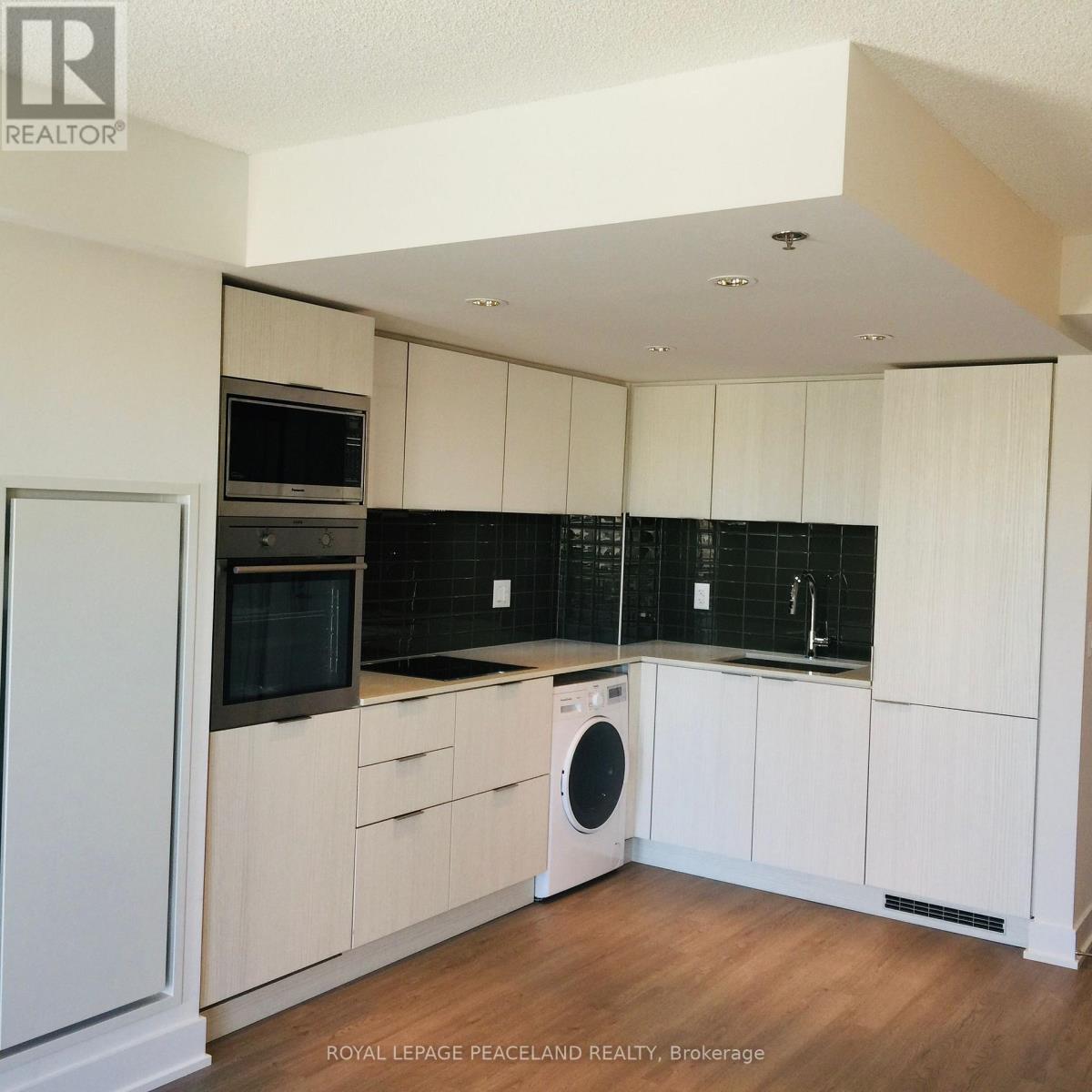 806 - 318 Richmond Street W, Toronto, Ontario  M5V 0B4 - Photo 3 - C12502742