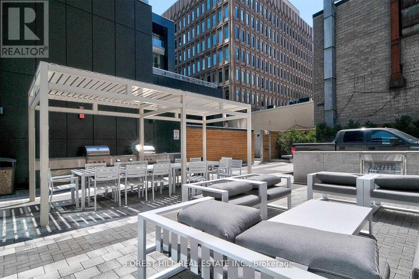 2103 - 30 Roehampton Avenue, Toronto, Ontario  M4P 0B9 - Photo 13 - C12502774