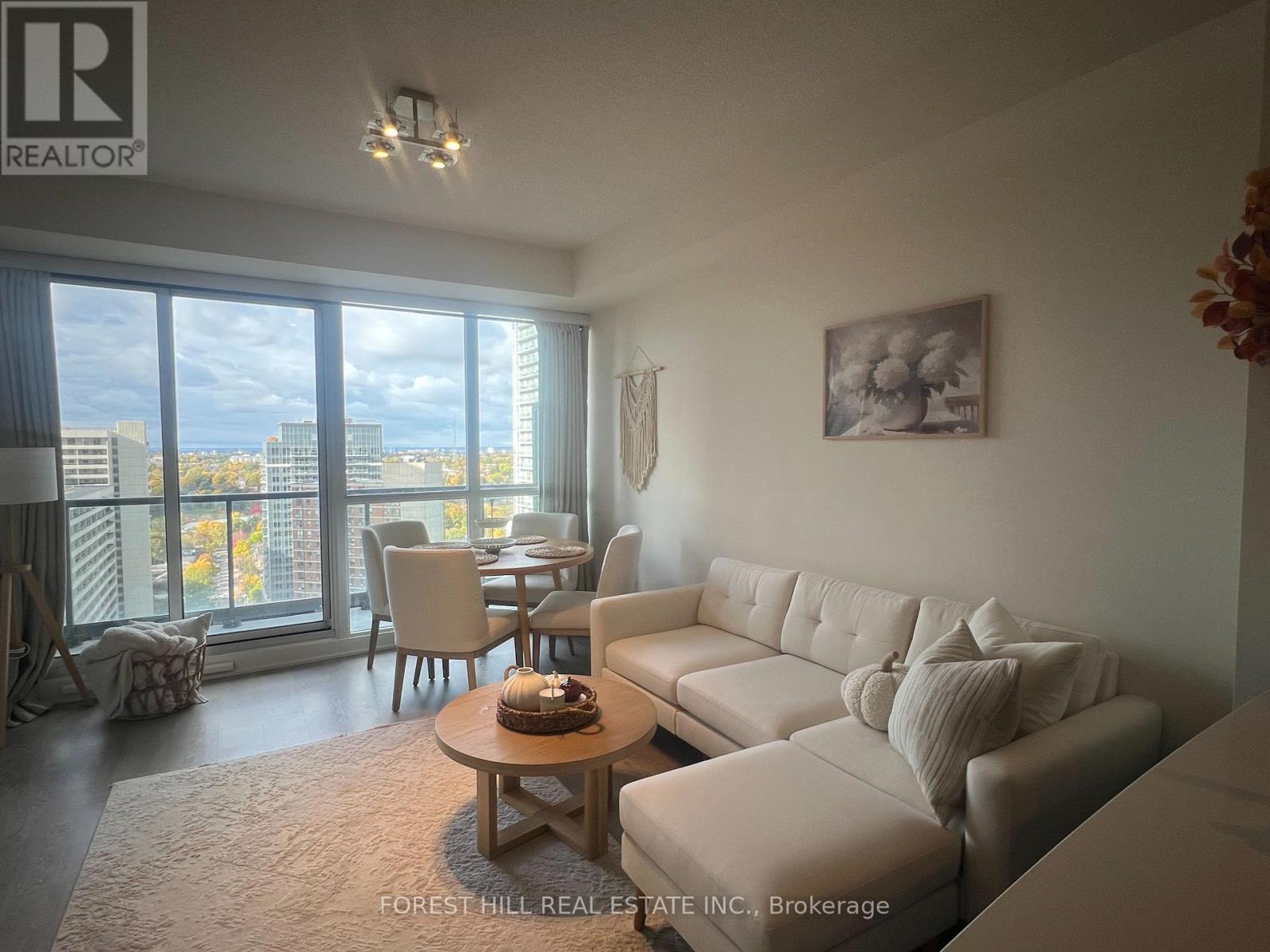 2103 - 30 Roehampton Avenue, Toronto, Ontario  M4P 0B9 - Photo 3 - C12502774