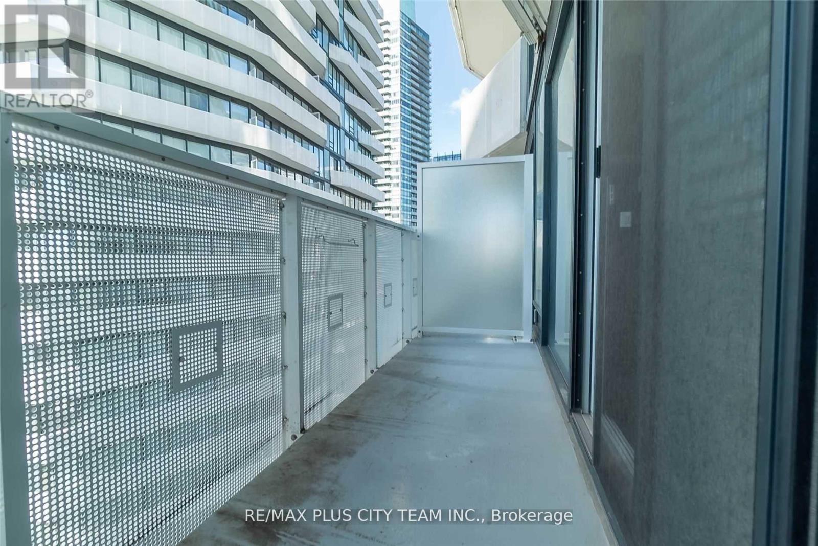 2511 - 88 Harbour Street, Toronto, Ontario  M5J 1B7 - Photo 11 - C12502778