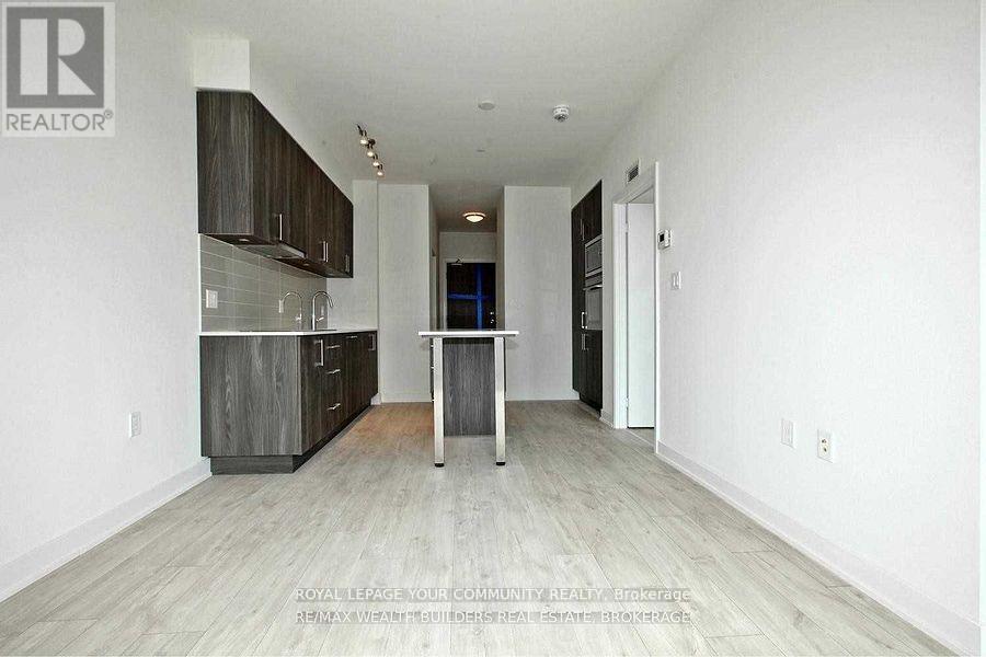 1605e - 576 Front Street W, Toronto, Ontario  M5V 1C1 - Photo 6 - C12502780