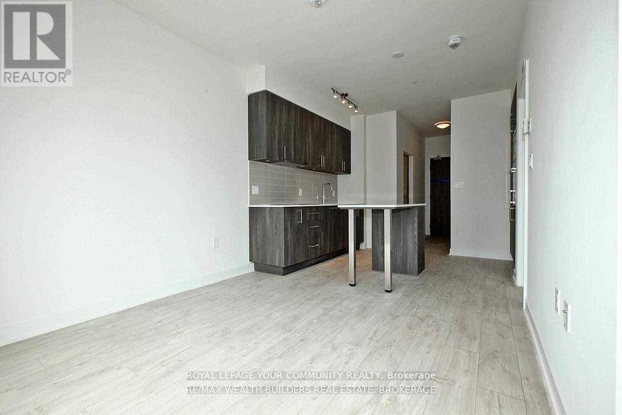 1605e - 576 Front Street W, Toronto, Ontario  M5V 1C1 - Photo 8 - C12502780