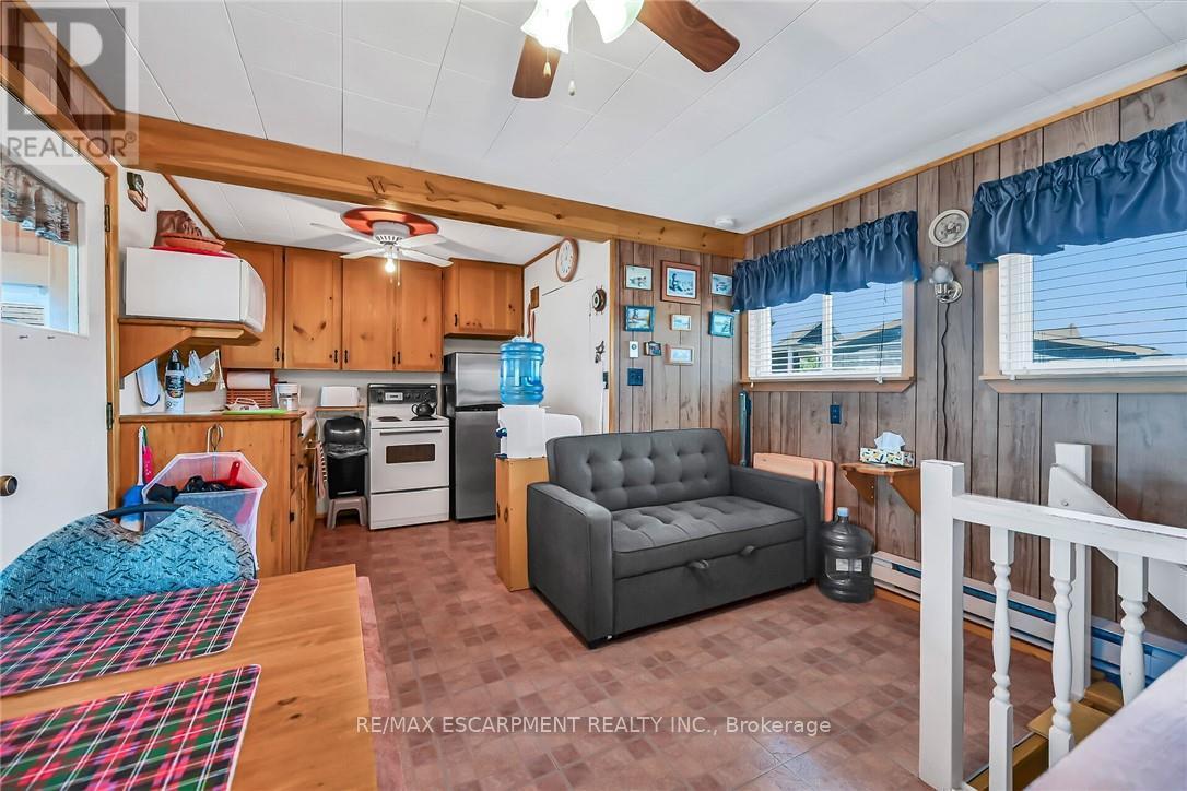 86 Lakeshore Road, Haldimand, Ontario  N0A 1P0 - Photo 10 - X12333579