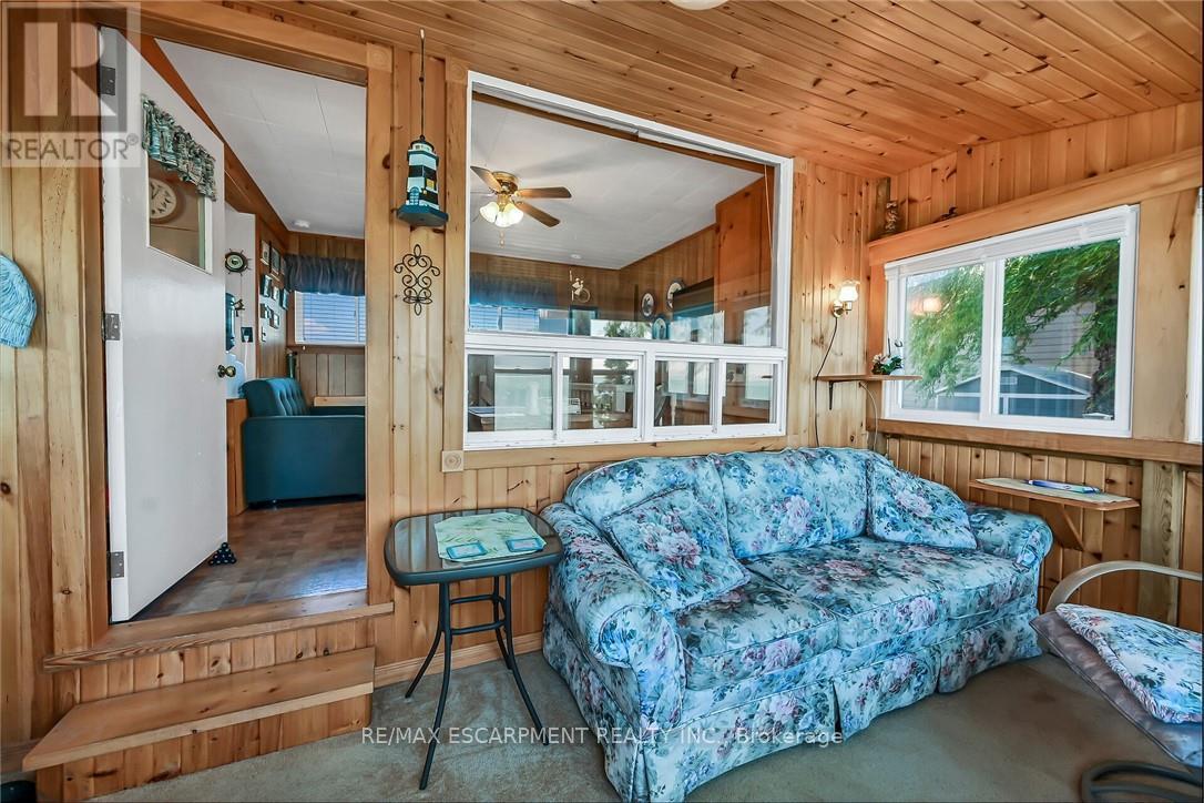 86 Lakeshore Road, Haldimand, Ontario  N0A 1P0 - Photo 7 - X12333579