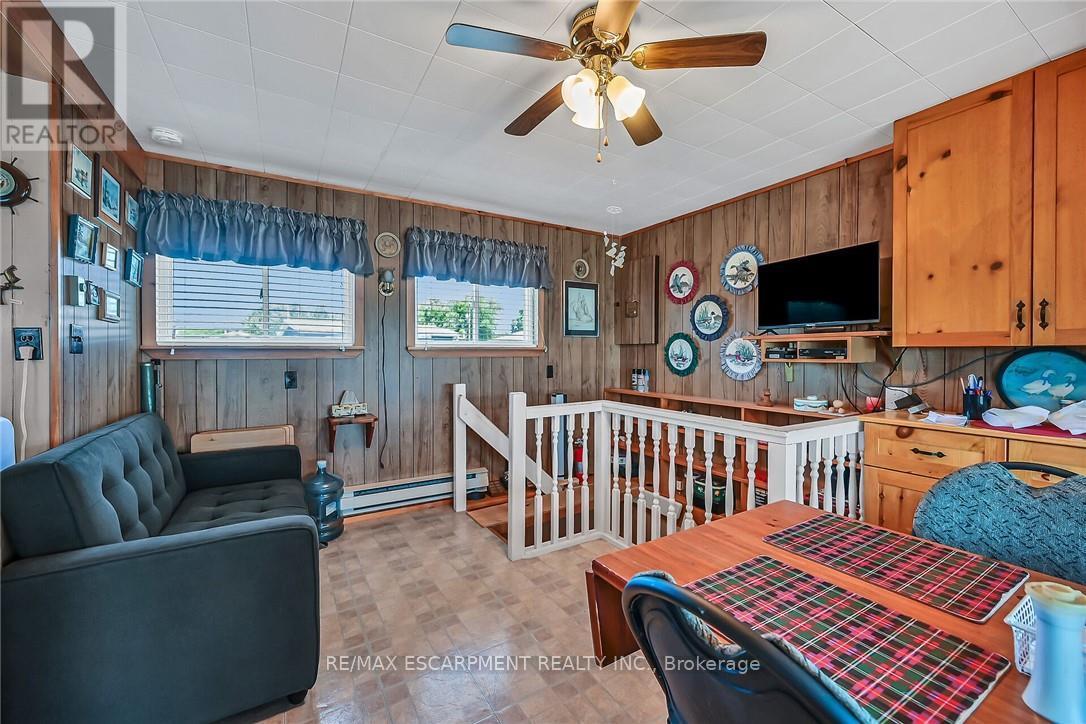 86 Lakeshore Road, Haldimand, Ontario  N0A 1P0 - Photo 8 - X12333579