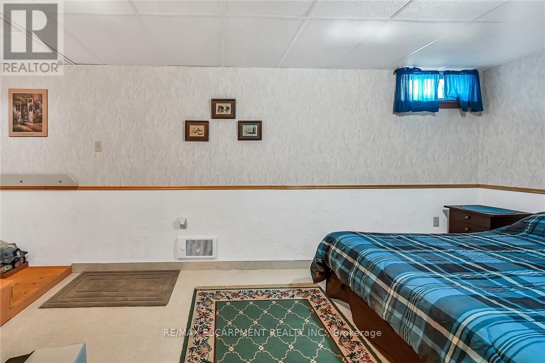 86 Lakeshore Road, Haldimand, Ontario  N0A 1P0 - Photo 20 - X12333579