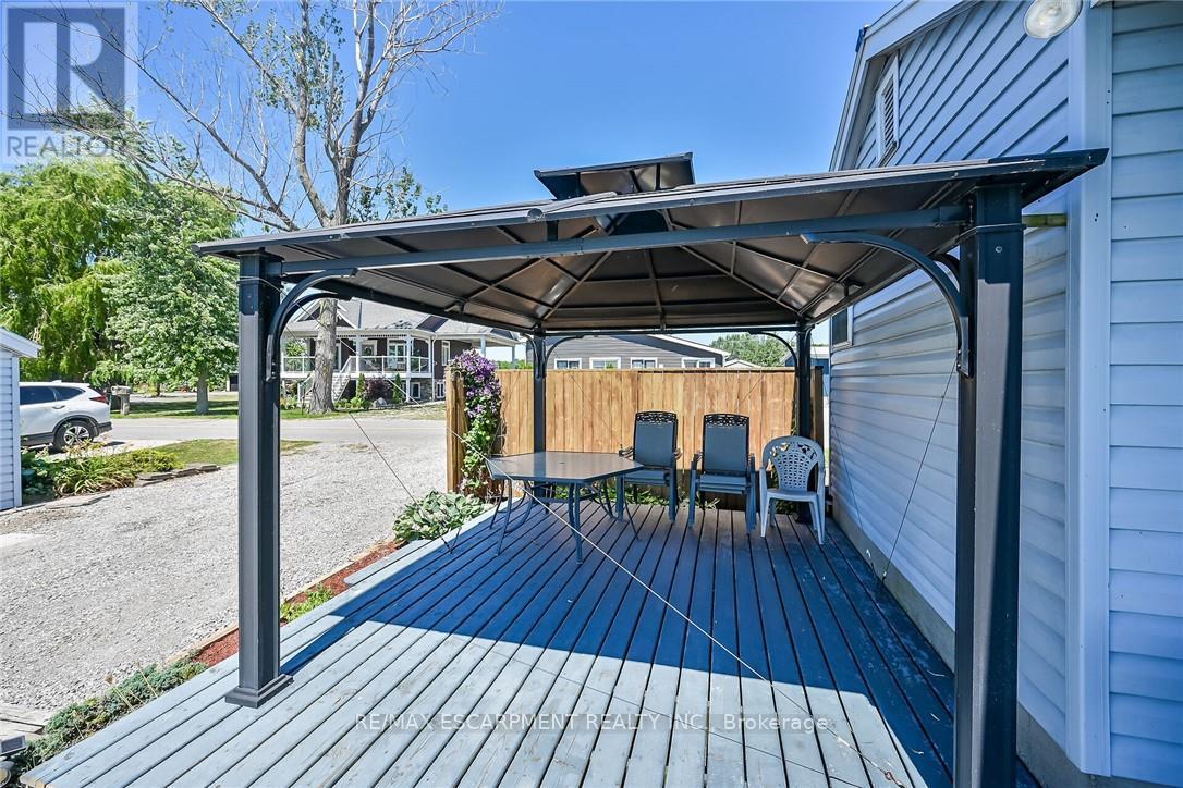 86 Lakeshore Road, Haldimand, Ontario  N0A 1P0 - Photo 22 - X12333579