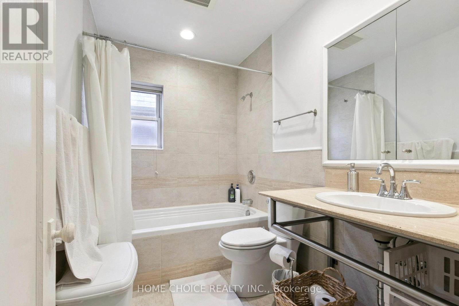 283 Ashdale Avenue, Toronto, Ontario  M4L 2Z1 - Photo 13 - E12502638