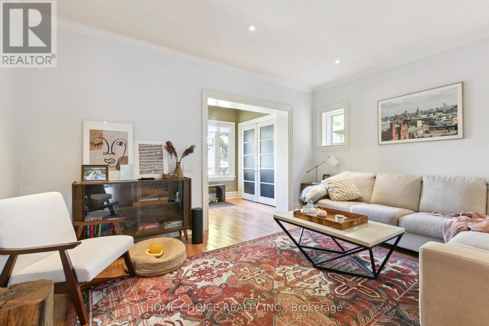 283 Ashdale Avenue, Toronto, Ontario  M4L 2Z1 - Photo 5 - E12502638