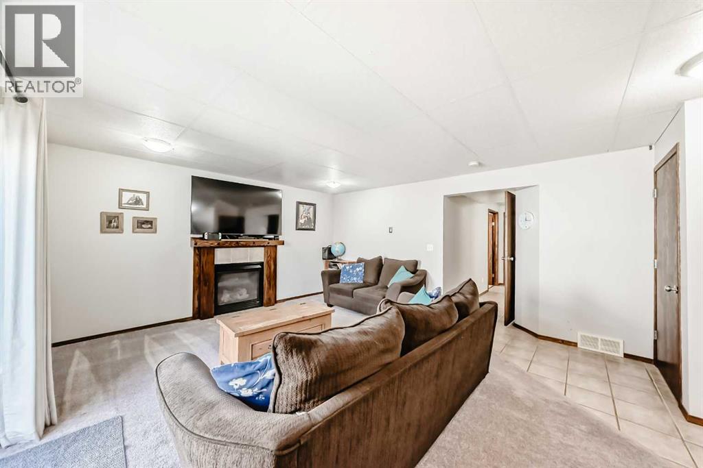 283 Highland Circle, Strathmore, Alberta  T1P 1V5 - Photo 27 - A2251565