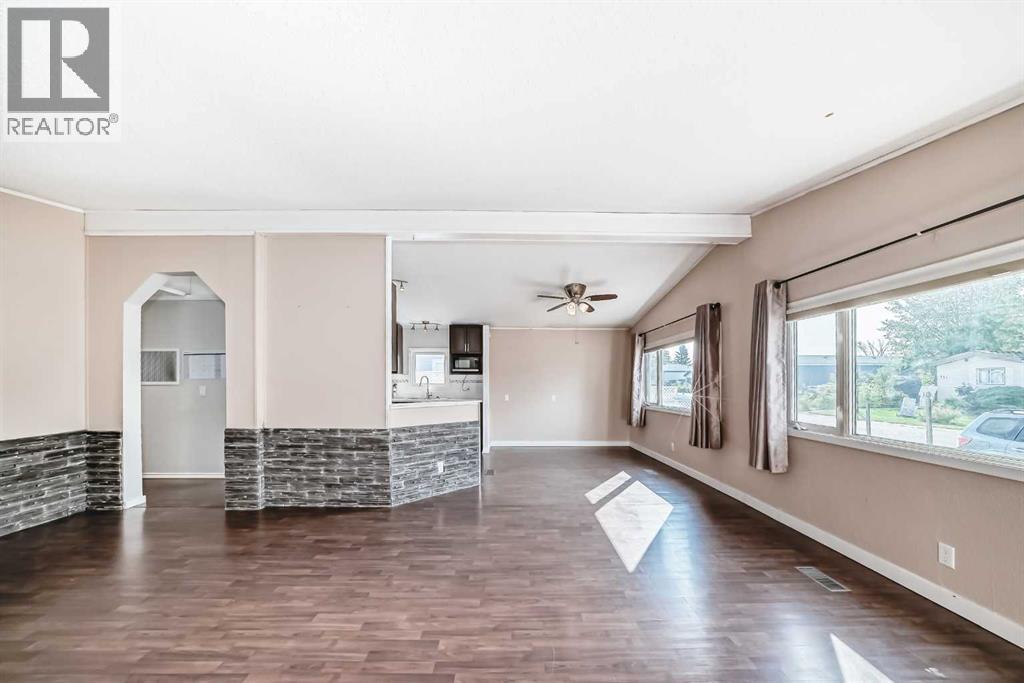 842 Briarwood Road, Strathmore, Alberta  T1P 1E8 - Photo 8 - A2255913