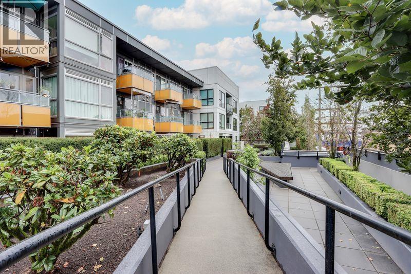 327 1588 E Hastings Street, Vancouver, British Columbia  V5L 0B8 - Photo 16 - R3055469