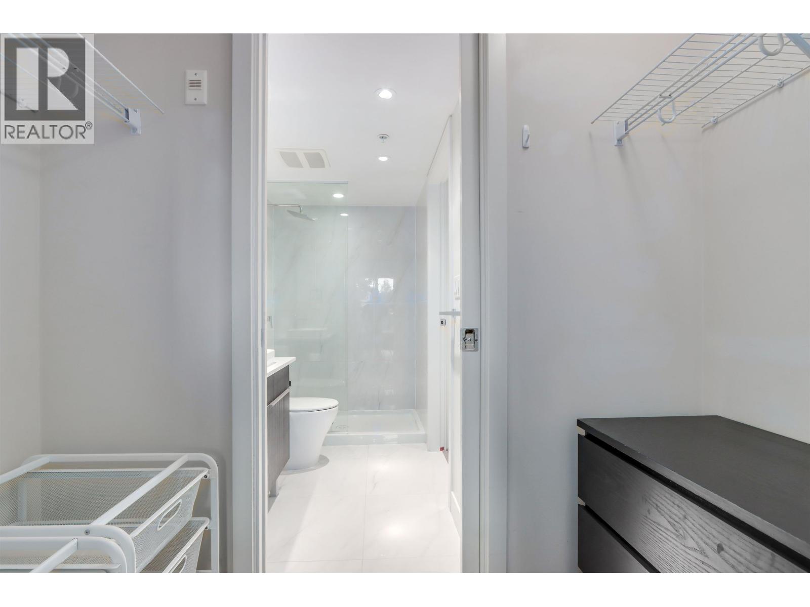 327 1588 E Hastings Street, Vancouver, British Columbia  V5L 0B8 - Photo 8 - R3055469