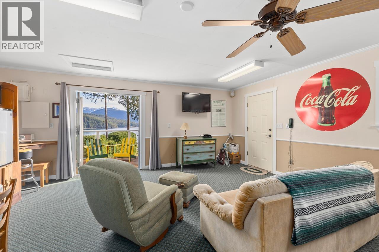 724 The Grove Road, Gambier Island, British Columbia V0N 1V0 - Photo 34 - R3031627