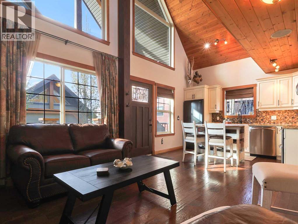 256 Cottageclub Crescent, Rural Rocky View County, Alberta  T4C 1B1 - Photo 12 - A2265981