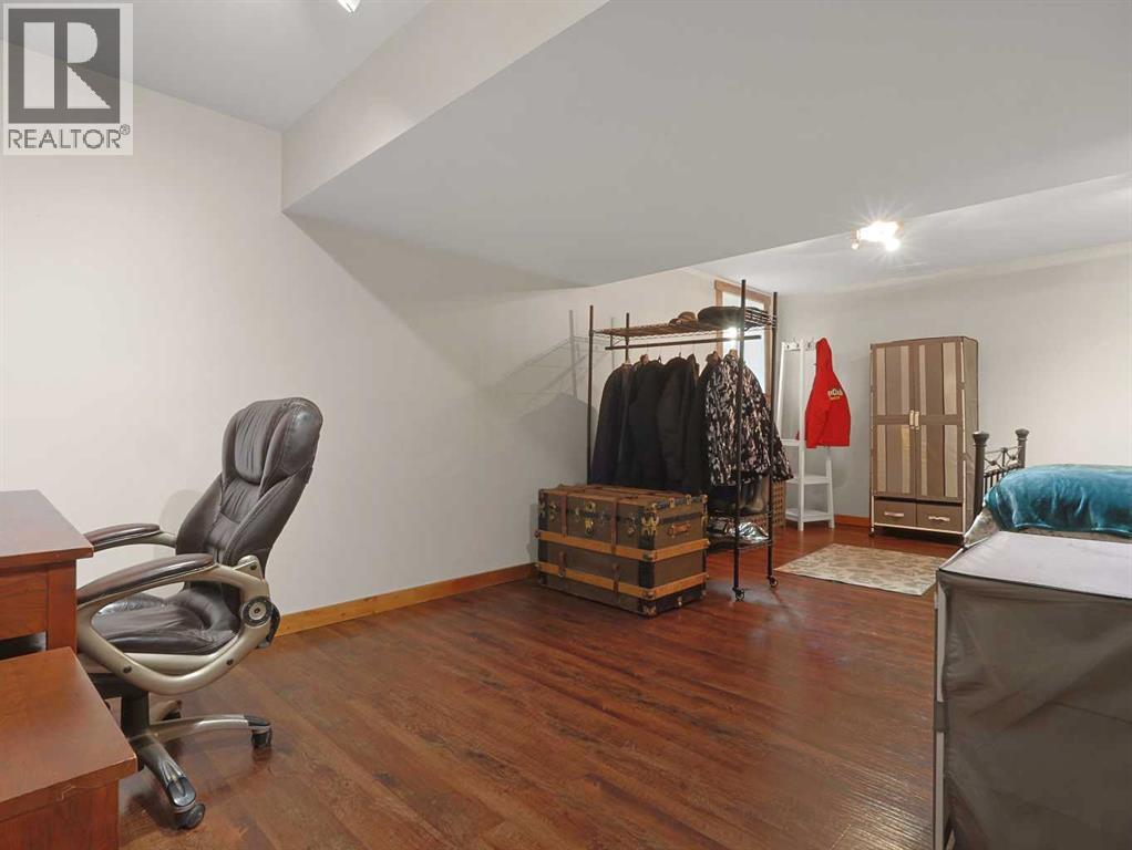 256 Cottageclub Crescent, Rural Rocky View County, Alberta  T4C 1B1 - Photo 20 - A2265981