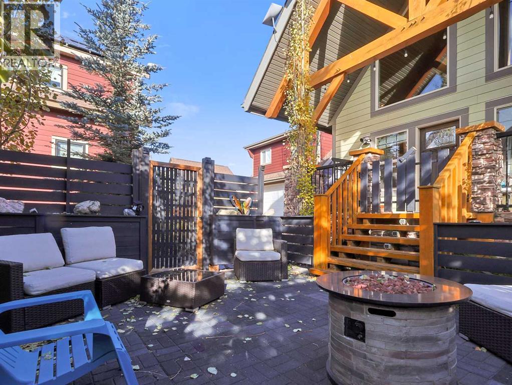 256 Cottageclub Crescent, Rural Rocky View County, Alberta  T4C 1B1 - Photo 6 - A2265981